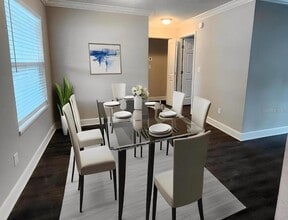 2568 Woodgate Blvd, Unit 104 in Orlando, FL - Foto de edificio - Building Photo