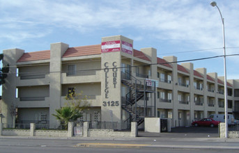 College Court in North Las Vegas, NV - Building Photo - Building Photo