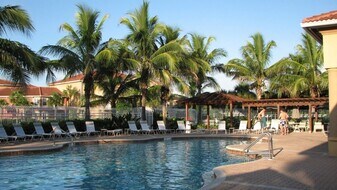 15645 Ocean Walk Circle in Ft. Myers, FL - Building Photo