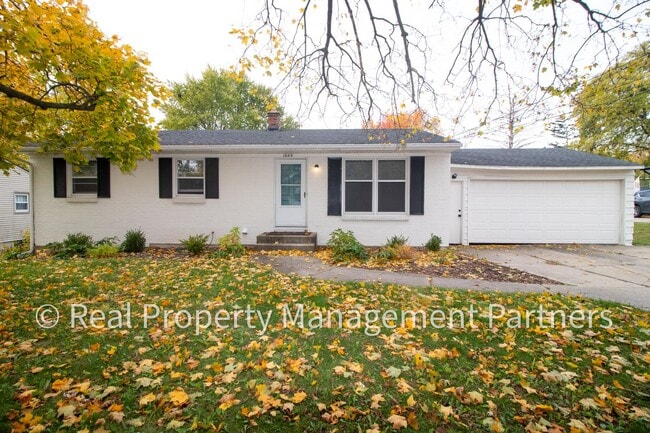 1849 Covington Dr SE in Grand Rapids, MI - Foto de edificio - Building Photo