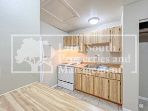 732 Angelina Ln in Lakeland, FL - Building Photo - Building Photo