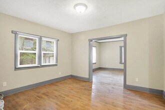 1611 Nichol Ave in Anderson, IN - Building Photo - Building Photo