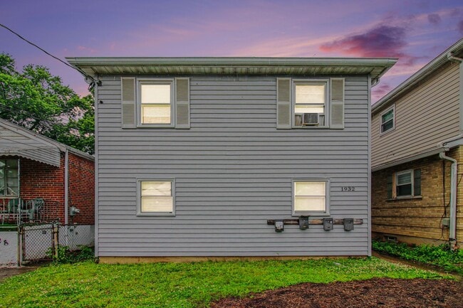 property at 1932 Truitt Ave
