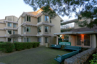 Napa Creek Manor in Napa, CA - Foto de edificio - Building Photo