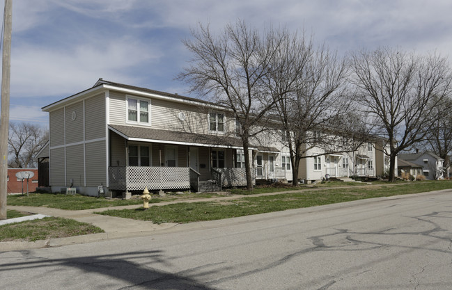 Carriage House Apartments