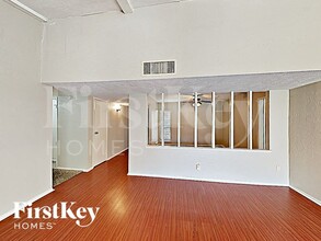 16934 Macleish Dr in Houston, TX - Building Photo - Building Photo