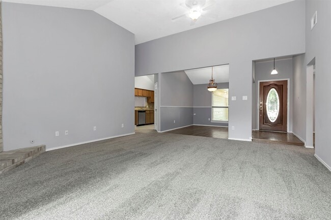 property at 73 Timberspire Ln