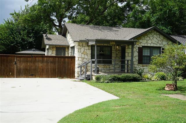 property at 306 Arnold Ave
