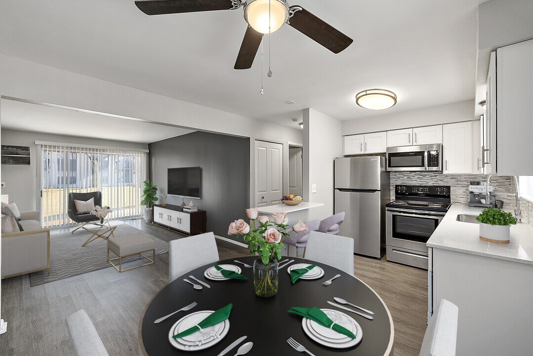 Golfview Apartments in Sterling Heights, MI - Building Photo