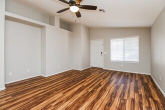 4883 E Meadow Lark Way in Queen Creek, AZ - Building Photo - Building Photo