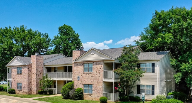 Spring Lake Point in Shreveport, LA - Building Photo - Building Photo