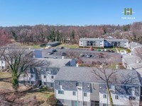 Ten Hills at The Hills photo'