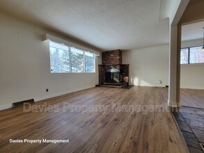 8520-8571 71 Ave NW in Edmonton, AB - Building Photo - Building Photo