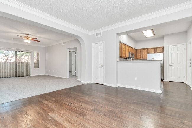 property at 1600 Eldridge Pkwy S