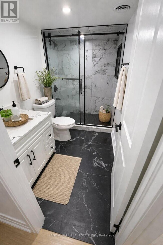 47 Edwin Carr St in Bowmanville, ON - Building Photo - Building Photo