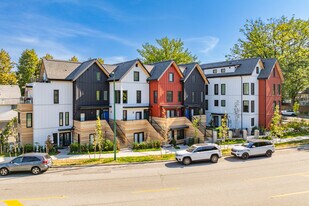 Kitsilano Diversion in Vancouver, BC - Building Photo