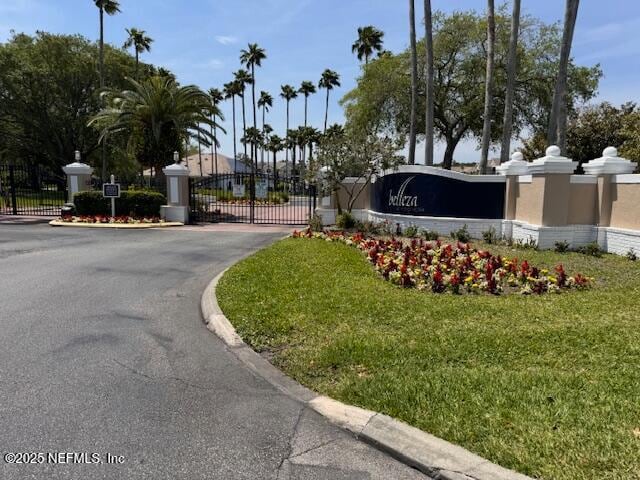property at 400 Timberwalk Ct