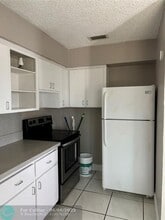1281 NW 30th Ave in Fort Lauderdale, FL - Building Photo - Building Photo