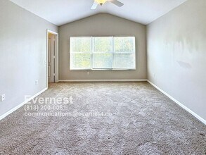 26541 Castleview Way in Wesley Chapel, FL - Foto de edificio - Building Photo