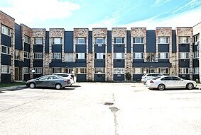 8655 1/2 W Foster Ave in Chicago, IL - Building Photo