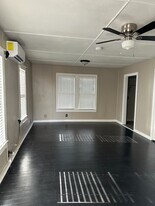 410 Ohio Ave in Corpus Christi, TX - Building Photo