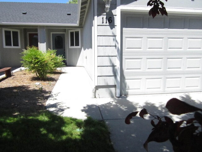 property at 116 Cottonwood Dr