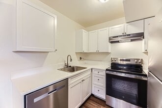 2340 Walnut St in Boulder, CO - Foto de edificio - Building Photo