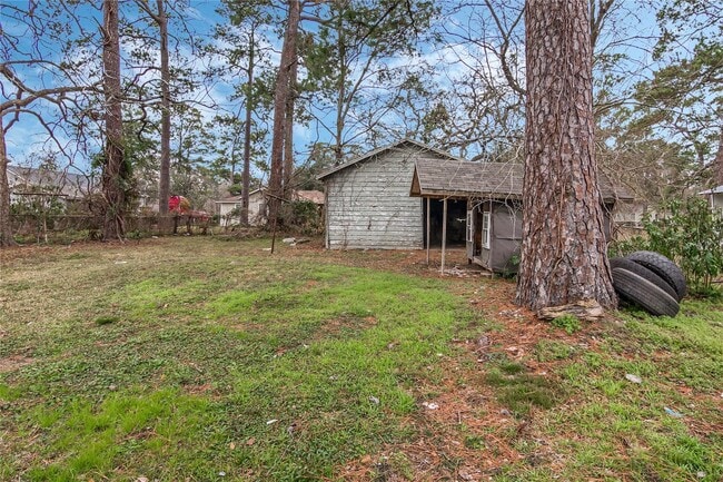 property at 7214 W Knoll St