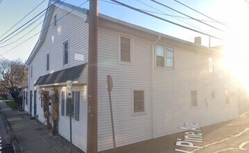 212 W Pine Ave in Bloomsburg, PA - Building Photo - Building Photo