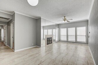 807 W 25th St in Austin, TX - Building Photo - Building Photo