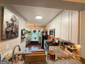 5045 Laurel Springs Way SE in Smyrna, GA - Building Photo - Building Photo
