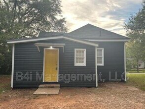 905 Murphy Ave in Lagrange, GA - Building Photo - Building Photo