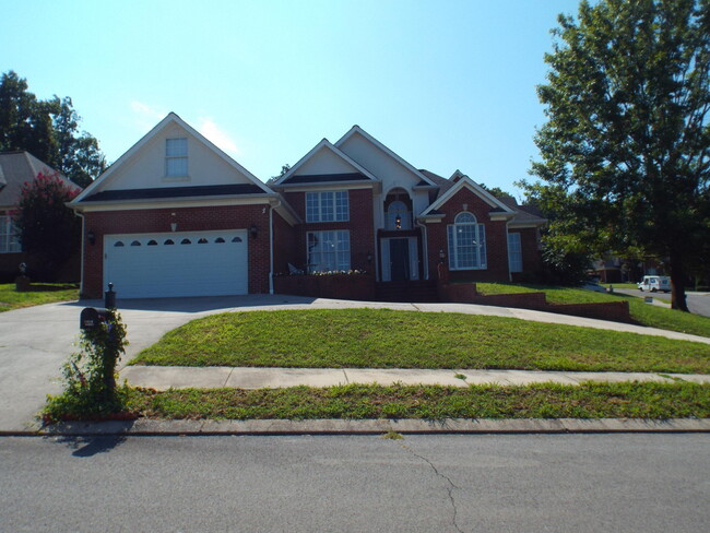 1951 Weston Hills Dr NW in Cleveland, TN - Foto de edificio - Building Photo