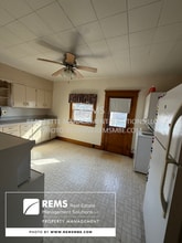 203 S Albert Ave in Reedsburg, WI - Building Photo - Building Photo