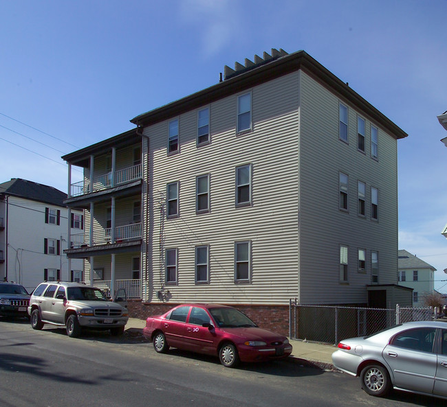 486 Hope St in Fall River, MA - Foto de edificio - Building Photo