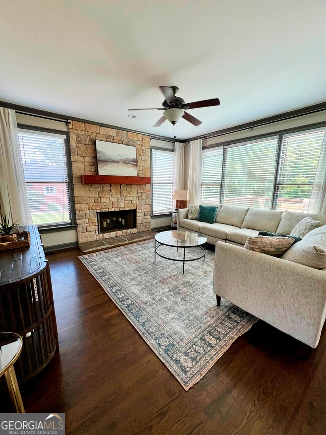 10 Bridlewood Ct in Cartersville, GA - Foto de edificio - Building Photo