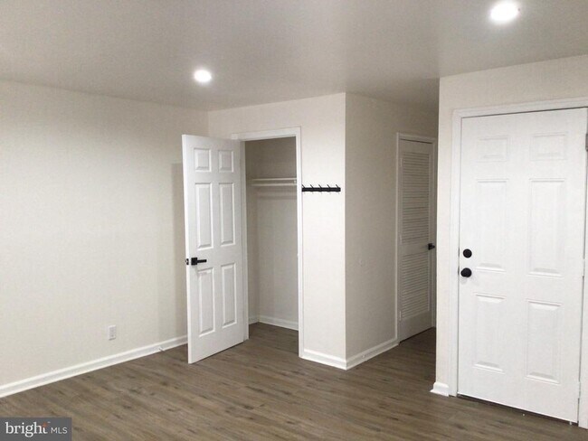 1715 W Lexington St in Baltimore, MD - Building Photo - Building Photo