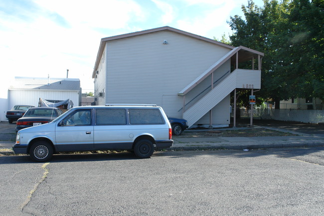 822 E Baldwin Ave in Spokane, WA - Building Photo - Building Photo