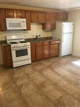 423 Pawtucket St in Lowell, MA - Building Photo - Building Photo