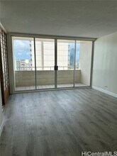 780 Amana St in Honolulu, HI - Building Photo - Building Photo