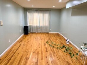 69 CAMBRIDGE Ave in Jersey City, NJ - Building Photo - Building Photo