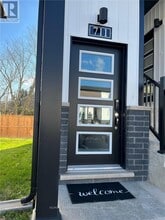 4263 Fourth Ave in Niagara Falls, ON - Building Photo - Building Photo