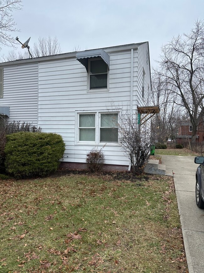 property at 1457 Sulzer Ave