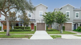 Unit in Ocoee, FL - Building Photo