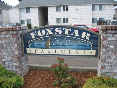 Foxstar Apartments in Portland, OR - Building Photo - Building Photo