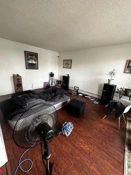 9923-281 81 Ave NW in Edmonton, AB - Building Photo
