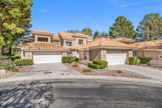 8581 Heather Downs Dr in Las Vegas, NV - Building Photo - Building Photo