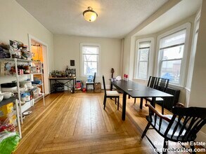 5 Murdock Ter, Unit 5 in Boston, MA - Building Photo - Building Photo