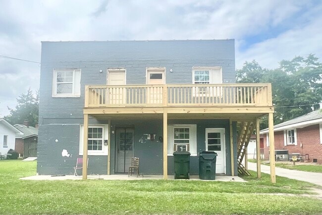 708 Harvey St, Unit 2