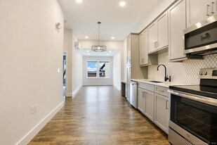 44 Greenwich Ave, Unit 3-1 in Greenwich, CT - Building Photo